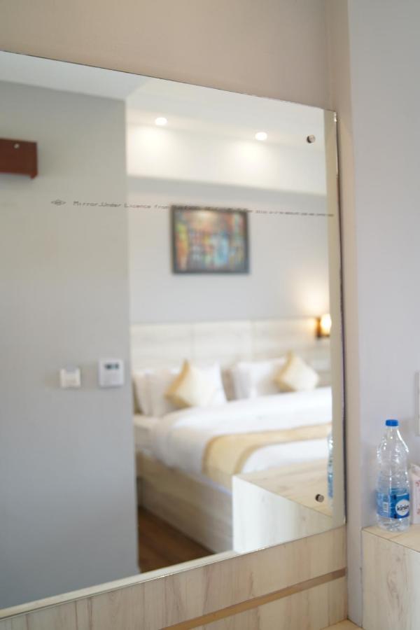 Aar Resort & Spa Jhajra Екстер'єр фото