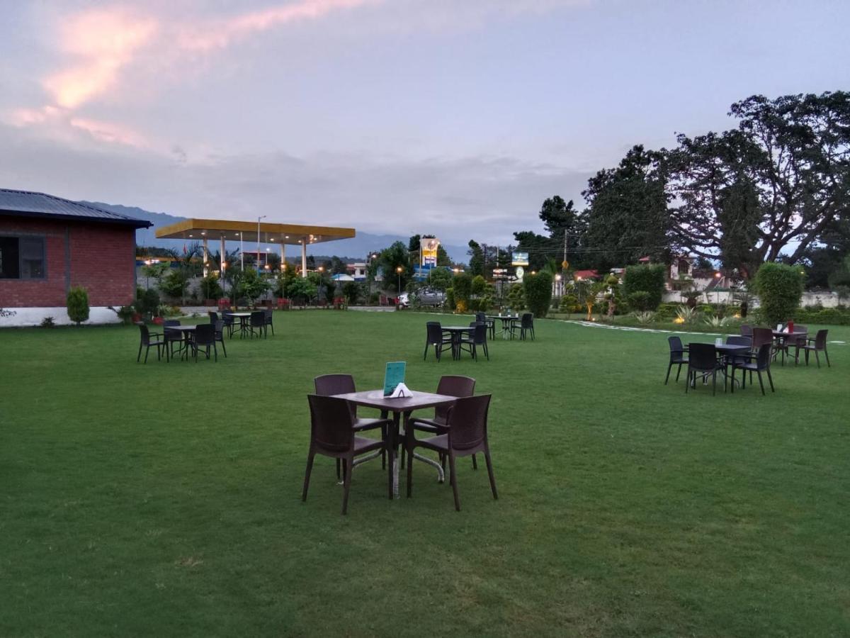 Aar Resort & Spa Jhajra Екстер'єр фото