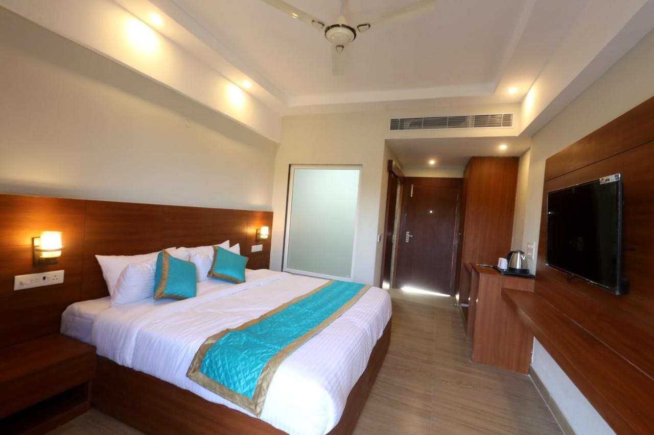 Aar Resort & Spa Jhajra Екстер'єр фото